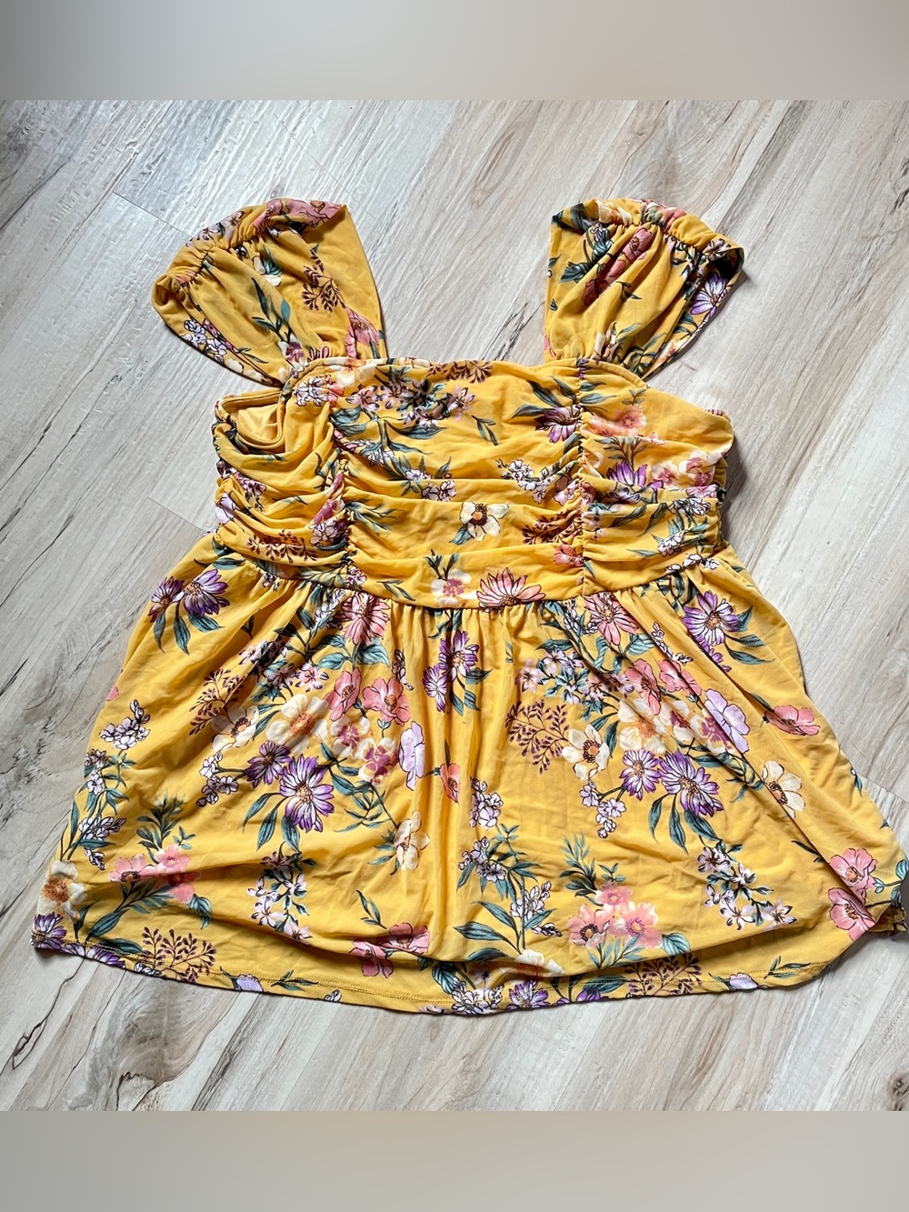 Torrid yellow floral cap sleeve, summer top, size 1